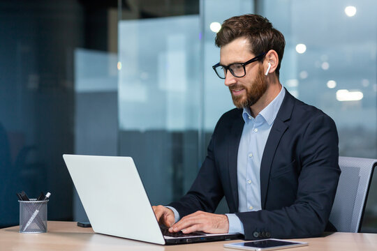 Business man with laptop